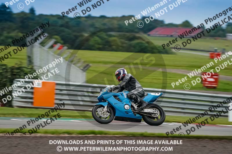 donington no limits trackday;donington park photographs;donington trackday photographs;no limits trackdays;peter wileman photography;trackday digital images;trackday photos